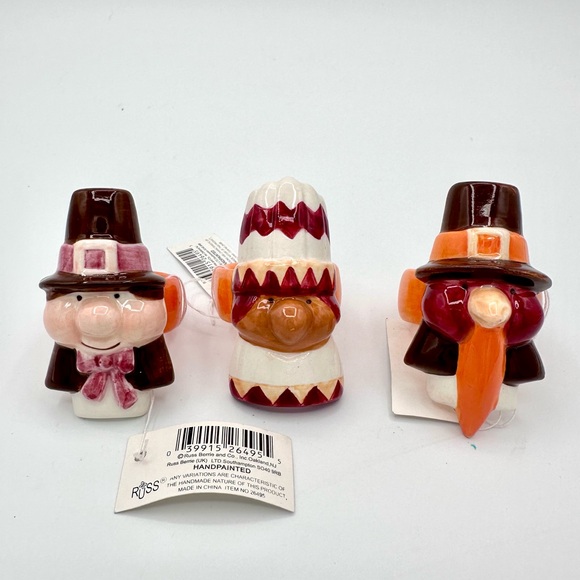 Russ Berrie Other - NEW Russ Thanksgiving Ceramic Napkin Rings - Pilgrim Native American Turkey